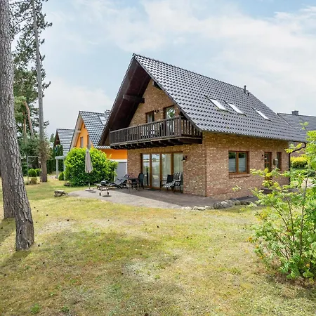 Haus 11 Röbel