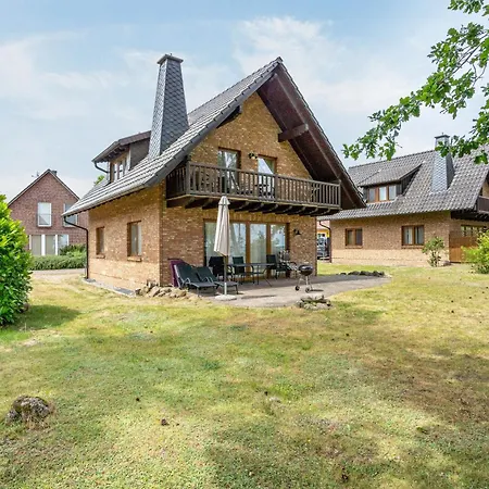 Haus 11 * Röbel